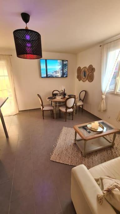 La Villa Romane Montfaucon  Εξωτερικό φωτογραφία